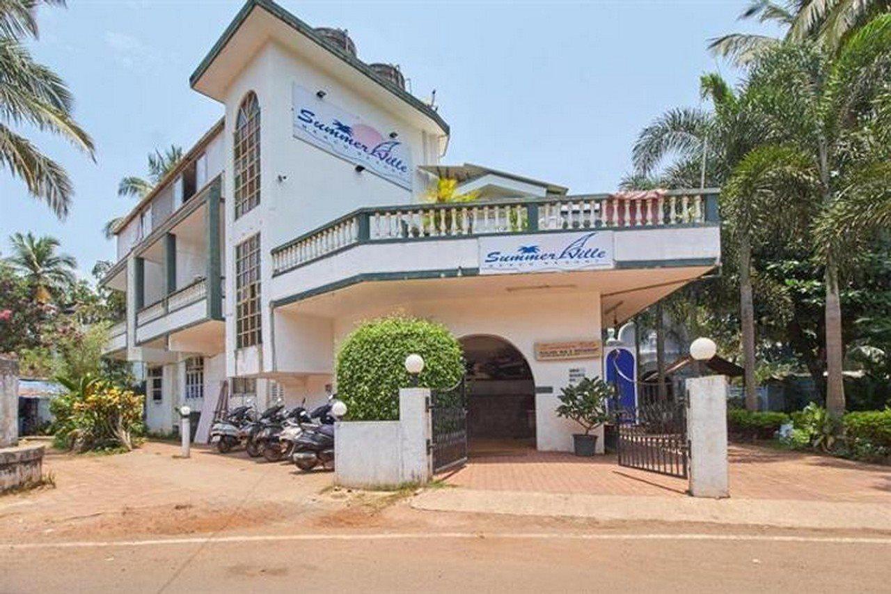 Summerville Beach Resort Candolim Eksteriør billede
