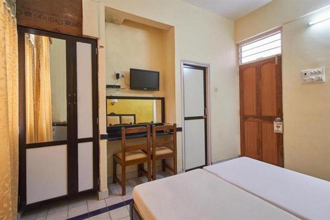 Summerville Beach Resort Candolim Eksteriør billede
