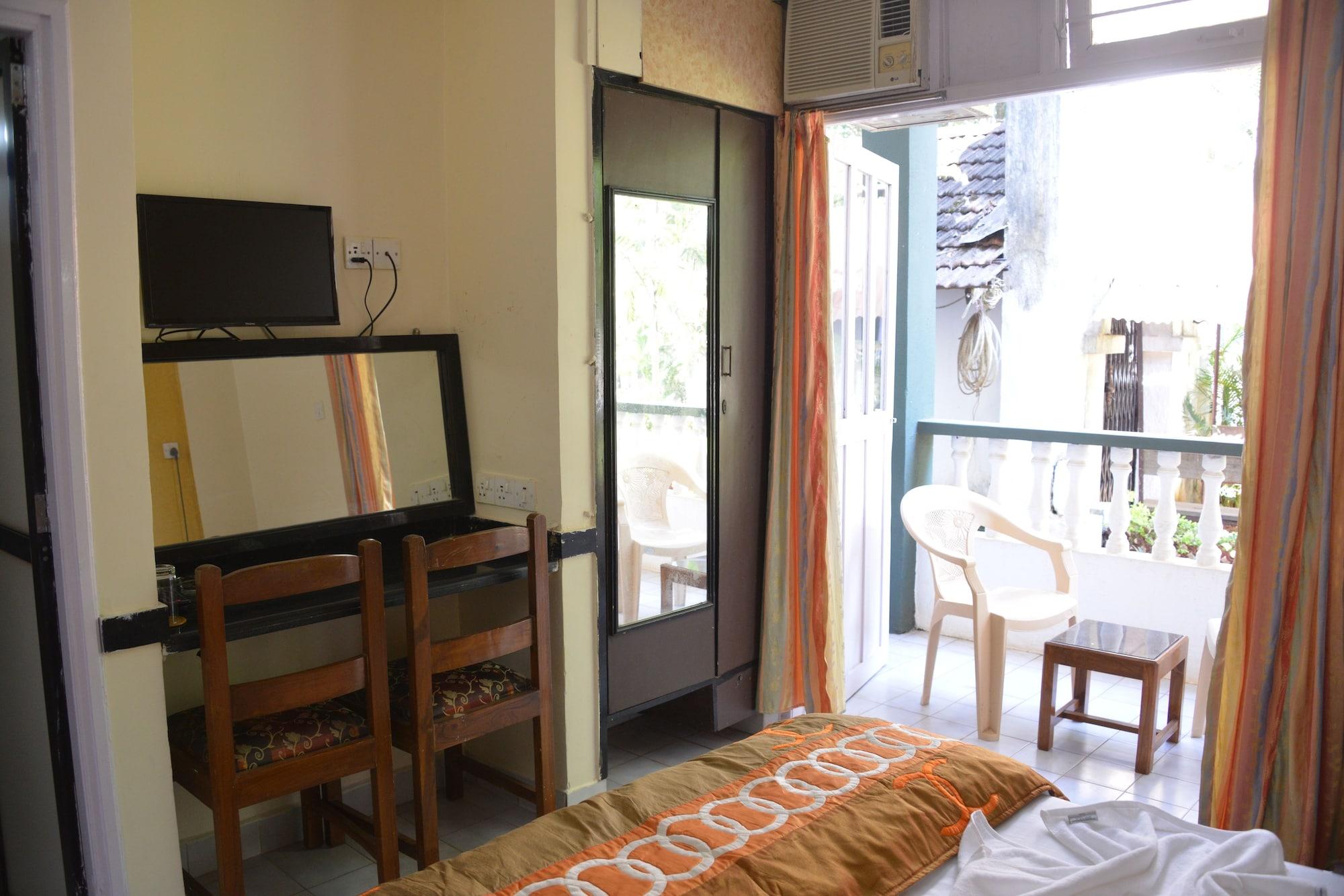 Summerville Beach Resort Candolim Eksteriør billede