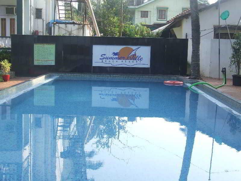Summerville Beach Resort Candolim Eksteriør billede