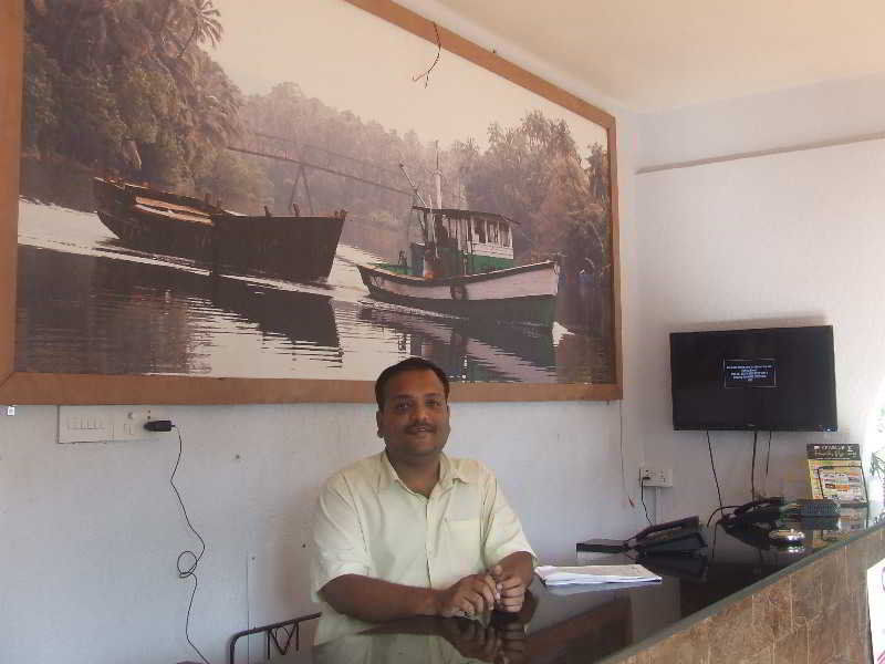 Summerville Beach Resort Candolim Eksteriør billede